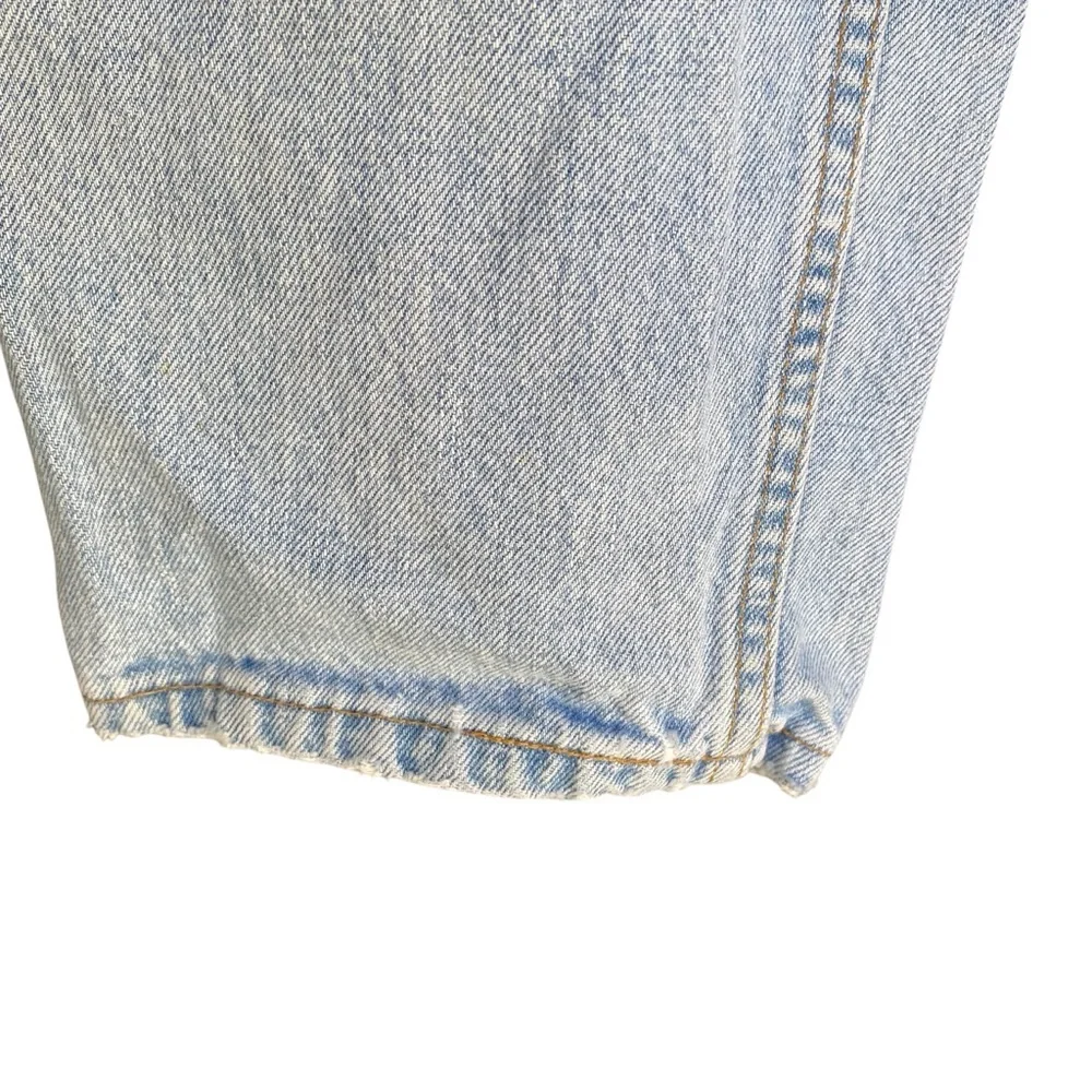 Levis 506 Loose Fit Light Wash Vintage Jeans Mens Size 36 x 30 90s Relaxed Denim